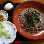 Fujiya Shokudou - ざるそばセット（￥990）。蕎麦は少し太めで柔らかめ、甘辛いつゆがたまらない