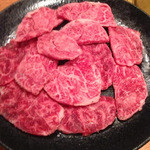 焼肉問屋 牛蔵 - チマキ：まさか牛のスネまでかじることになるとは
