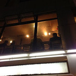 焼肉問屋 牛蔵 - 空を見上げると神々しいあの人の後ろ姿が見えました。