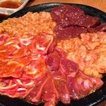 焼肉問屋 牛蔵 - モツ！