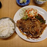 味処 つくし - 豚の生姜焼き定食