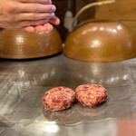 NOMI RESTAURANT - 長男がハンバーグを焼いてます