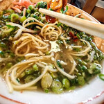 神戸ラーメン 第一旭 - ガーリックリフト！