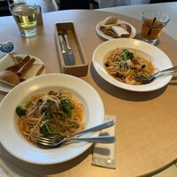 24/7 restaurant - 