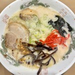 熊本ラーメン専門店 一番星 池下店 - ラーメン（800円）