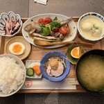 牡蠣と魚醤の店 いしり亭 - いしりの発酵豆皿ランチ(お魚メニュー) 1560円