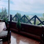 リストランテ ピノキオ - 高台にあるので美景に酔いしれます♪