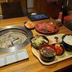 Yakiniku Gyuu Sandou - 