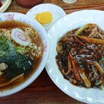 珍来飯店 - Aセット(ラーメン＋珍来丼)900円