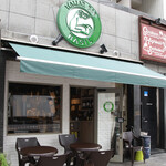 ITALIAN BAR BASIL - テラス席＋外観