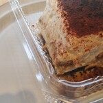 パンとエスプレッソと 南森町交差点 - ティラミスご尊顔