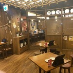 てけてけ 赤坂見附店 - 店内広々