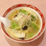 ラーメン まるいし - 野菜ラーメン（800円）