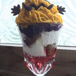 ストロベリーカフェ ルアナ - 南瓜や紫芋やカシスで色鮮やか