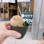 Nanaya - ほうじ茶ジェラートと抹茶ジェラートプレミアムNo7