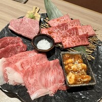 近江うし 焼肉 にくTATSU 青山本店 - 