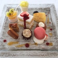 レストラン ブリーズヴェール - デザートは「お好きなだけお選びいただけるデザートプレート」決めきれないので、結局全部いただきました(^_^