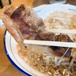 Ramen Yuu - 分厚い炙り豚