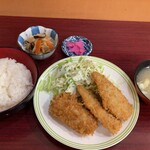 三枝 - クリームコロッケ＆アジフライ定食(800円)