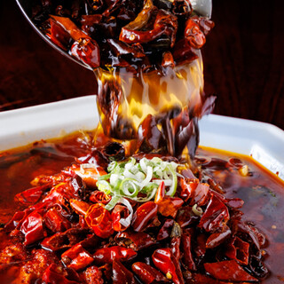 Enjoy spiciness and flavor with [Szechuan Cuisine]! Enjoy the numbing authentic taste in Japan