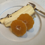 NALA - 小ミカン添え