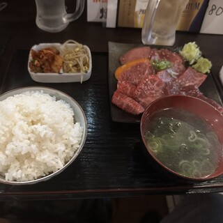 焼肉ホルモン 一栄_1