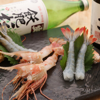 A lineup of dishes using high-quality shrimp. Also goes well with beer ◎