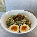 ほのぼんヌードルズ - 限定
      汁無し黒ニラ担仔麺 850円
      (麺200ｇ)
