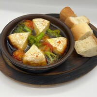 カマンベールチーズのアヒージョ