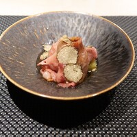 鉄板焼 ステーキ 北野坂 - ■温菜
                      A5黒毛和牛ロース　～sukiyaki仕立て～
                      茄子、トリュフ添え
                      