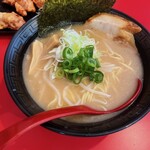 Gyuu Kotsu Pai Tan Ramen Ichi Tasu - 