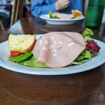 トラットリア エ ピッツェリア アミーチ - 