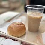 Cafe Boulangerie Couronne CHIBA-NEW - しあわせのクリームパン、カフェオレ