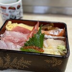 Sanzen - 海鮮丼