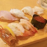 Sushi Izakaya Yataizushi - はまち・たこ・いか・つぶ貝・赤海老・甘えび・いくら✨