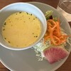 ノイカフェ 箕面船場本店