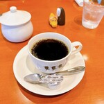 tri cafe - ホットコーヒー
なかなか苦めです