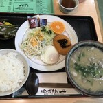 喰いだおれ 一 - ☆ある日の定食(豚汁)