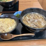 更科 - 肉なんば(うどん)と親子丼