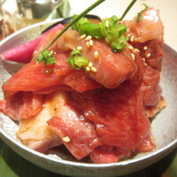 牛刺しと焼肉 仔虎 クリスロード店 - 