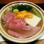 神楽坂 石かわ - 霜降り和牛と雲丹、豆腐の小鍋