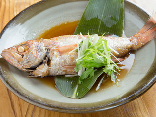 Hanamomem Minamiya - 素材の旨みを際立てた逸品『のどぐろの煮付け』　やわらかな白身と濃厚な脂の旨みは「のどぐろ」ならでは。あっさりとした味付けで魚の良さが引き立ちます。