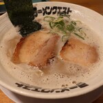 濃厚煮干とんこつラーメン 石田てっぺい - 