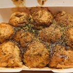 大阪やき三太 - 料理写真:プルンプルンのたこ焼き！