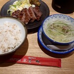 味の牛たん喜助 - 職人仕込　特切り厚焼定食（しお味）　2枚4切定食(税込2512円)