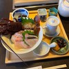 伊勢海老　海鮮蒸し料理　華月