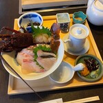 伊勢海老　海鮮蒸し料理　華月 - 