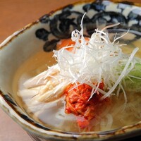 特　製　冷　麺　