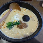 ラーメン 申家 - 黒極坦々麺