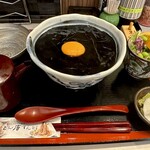 とん唐てん - 黒い親子丼(スマホ撮影)